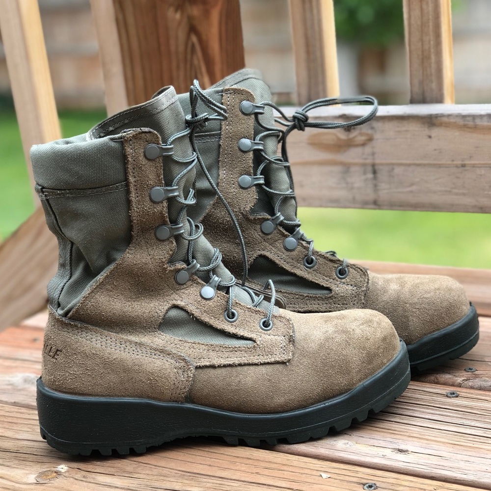 Men's Belleville Steel Toe Military Boot (U.S.A. Made) 600ST
Size 7R